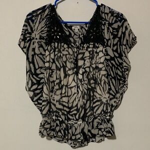 NICOLA  Embellished Blouse